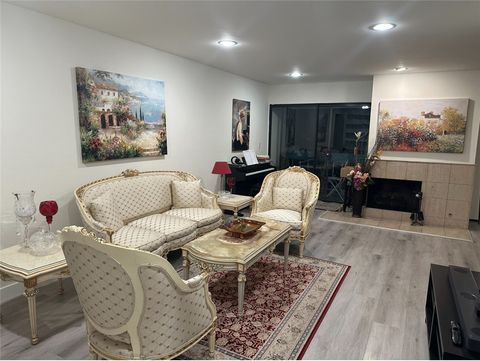 15335 Magnolia 215 Sherman Oaks CA 91403