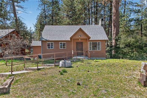 Photo of 5806 Victorville St, Wrightwood, CA 92397 (MLS # HD26056401)