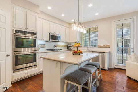 Tiny photo for 1212 Bayside Circle, Oxnard, CA 93035 (MLS # V1-39319)