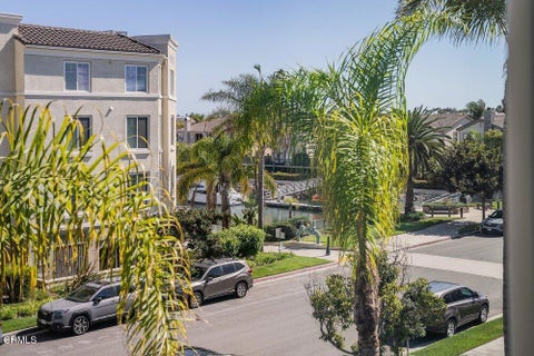 Tiny photo for 1212 Bayside Circle, Oxnard, CA 93035 (MLS # V1-39319)