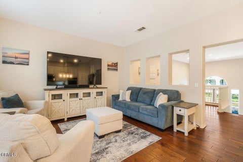 Tiny photo for 1212 Bayside Circle, Oxnard, CA 93035 (MLS # V1-39319)