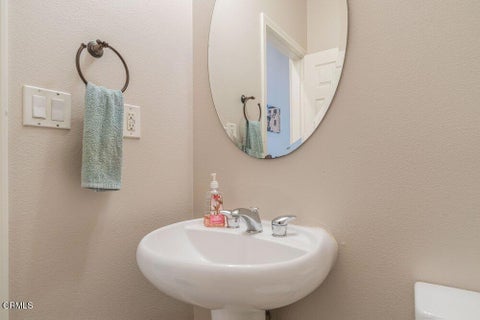 Tiny photo for 1212 Bayside Circle, Oxnard, CA 93035 (MLS # V1-39319)