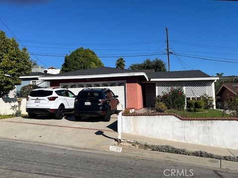 1030 La Casa La Habra CA 90631