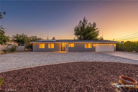 Photo of 7508 Glider Ave, Hesperia, CA 92345 (MLS # HD26125823)