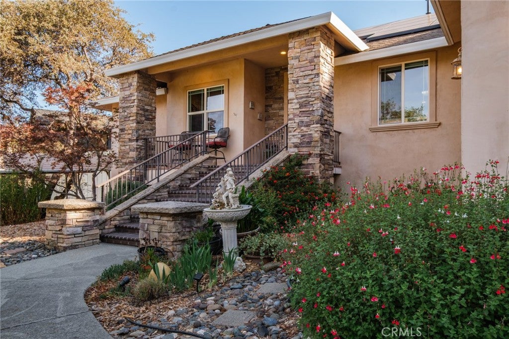 272 Lodgeview