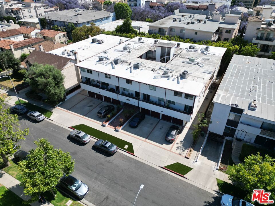 Located in a prime, walkable pocket of West LA, 1615 Greenfield Ave offers a rare 14-unit value-add opportunity near UCLA, Century City, Santa Monica, and Sawtelle Japantown. The property features a desirable mix of two- and three-bedroom units, gated entry, and dedicated parking highly sought-after amenities in this dense rental market. With current rents below market, investors can unlock upside through unit renovations and common area upgrades. Operating under fee simple ownership, utilities include separately metered electric and master-metered water and gas (for central water heating). This is a strong long-term hold with durable cash flow and appreciation potential in one of LA's most supply-constrained submarkets.