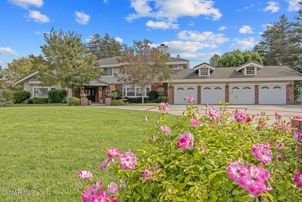 Photo of 2216 Applewood Lane, Santa Rosa, CA 93012 (MLS # 225005263)