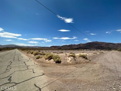 Photo of 0 Poniente Drive, Newberry Springs, CA 92365 (MLS # HD23145435) Photo of 0 Poniente Drive, Newberry Springs, CA 92365 (MLS # HD23145435)