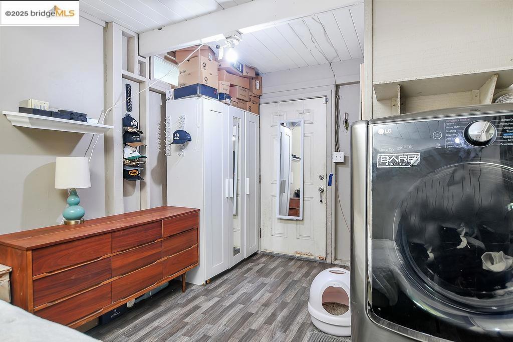 SHORE ACRES - Residential