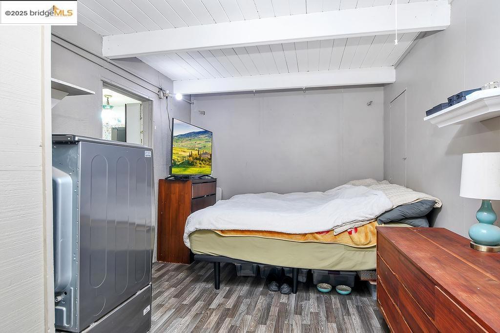 SHORE ACRES - Residential