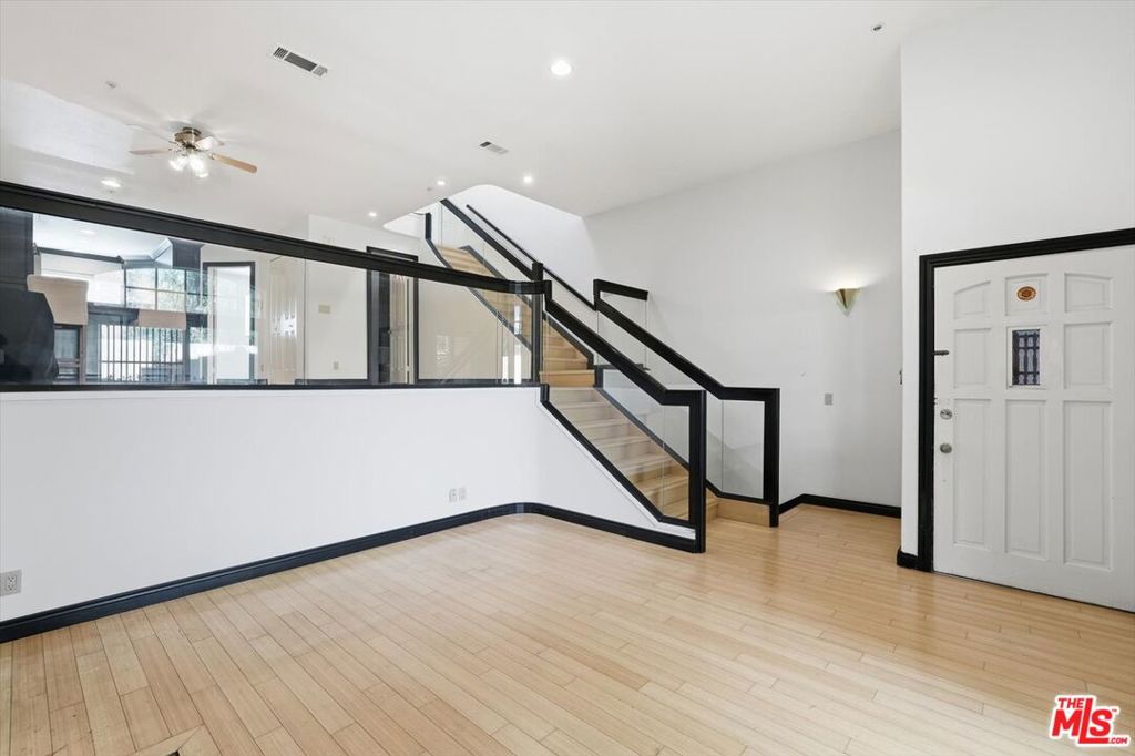 438 S Garfield Avenue