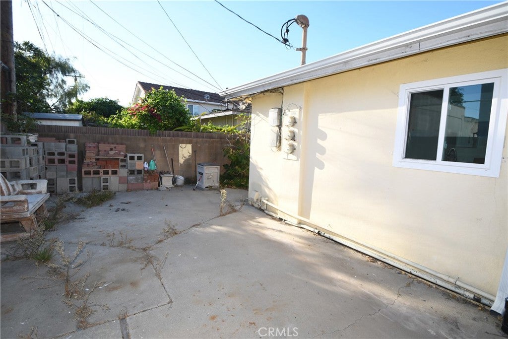 2706 Robinson Street
