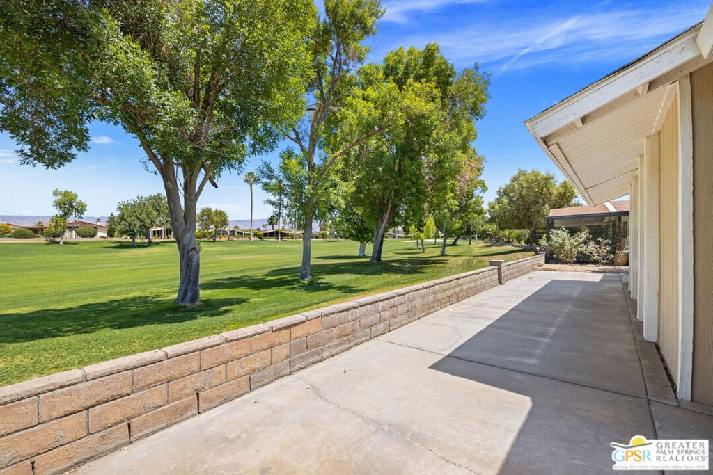 73450 Country Club Drive 211
