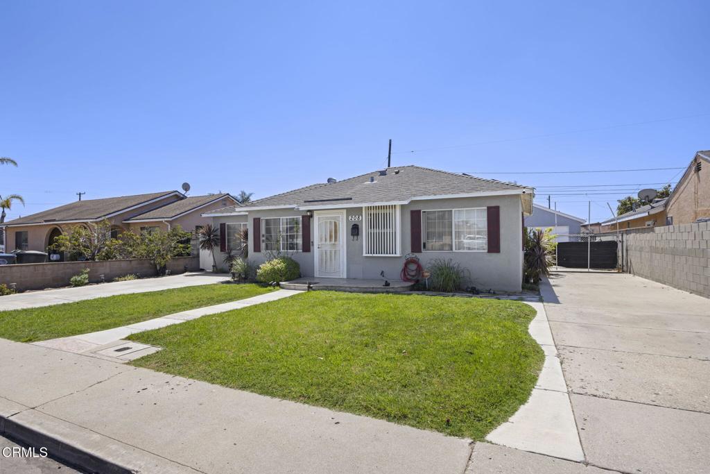 208 Lark Street