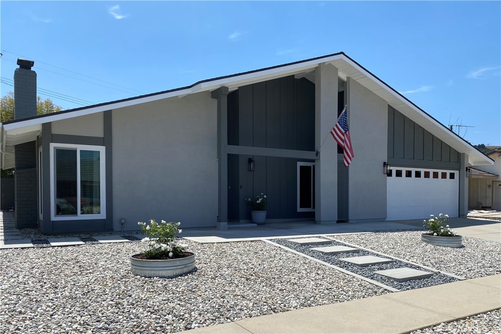 18052 Amargoso Drive