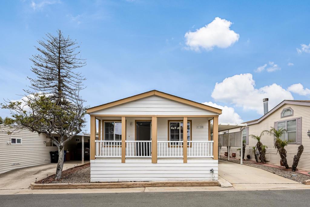 121 Orange Ave SPC 32