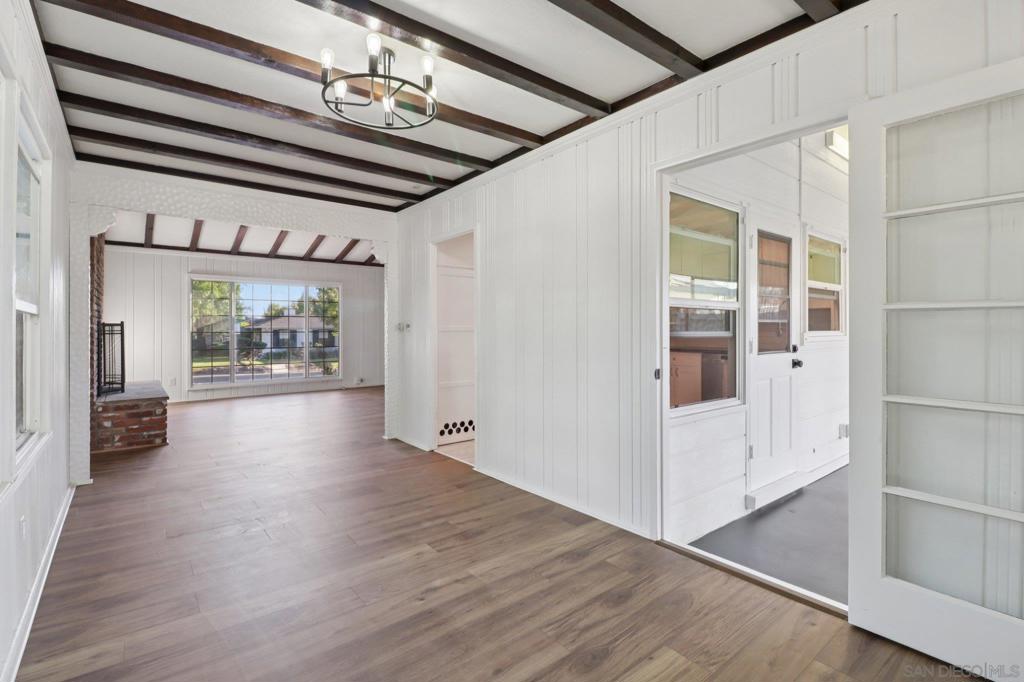 La Mesa - Residential
