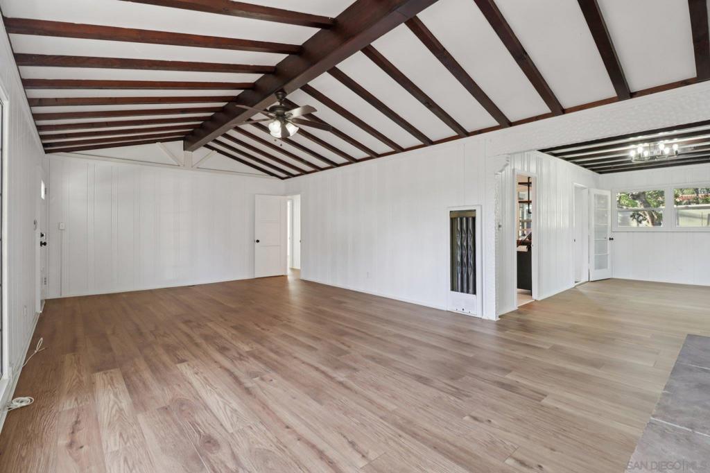 La Mesa - Residential