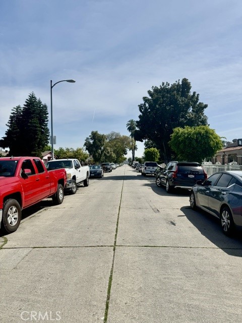 904 E Stockton
