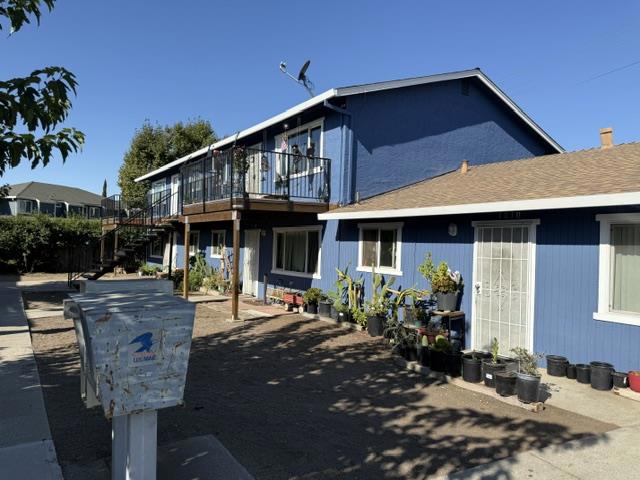 590 Stoney Court