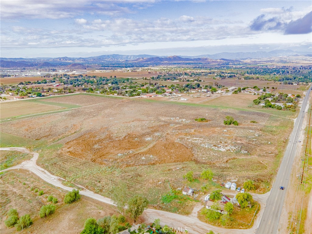 23489 Mapes Road