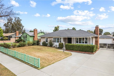 Photo of 1422 N Sultana AVE, Ontario, CA 91764 (MLS # TR26172389)