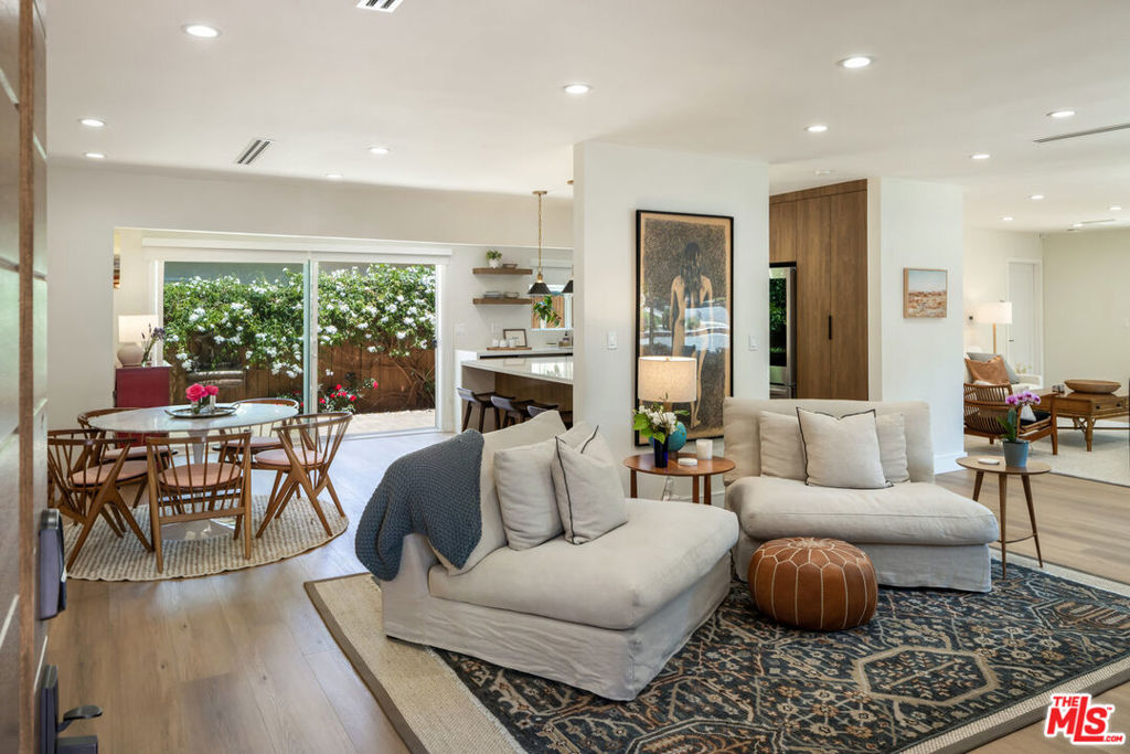 21205 De La Osa Street