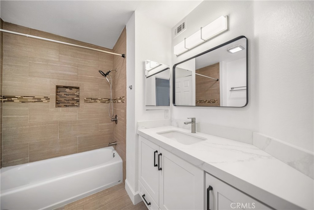 Vista Pacifica (VP) - Residential Lease