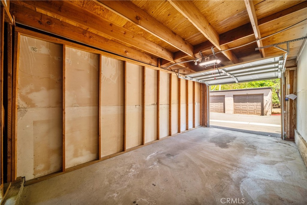 Vista Pacifica (VP) - Residential Lease