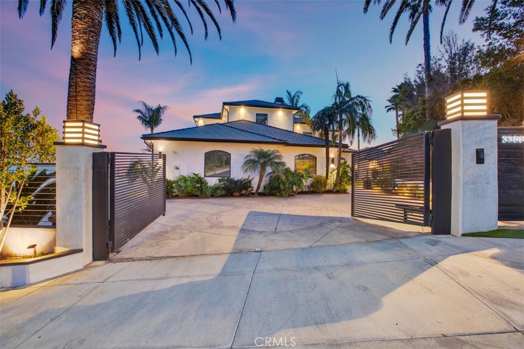 Properties 3 3309 Wedgewood Lane