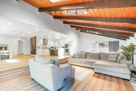 Tiny photo for 22612 Kittridge Street, West Hills, CA 91307 (MLS # SR25172725)