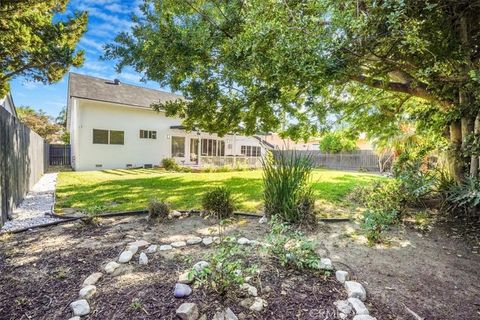 Tiny photo for 22612 Kittridge Street, West Hills, CA 91307 (MLS # SR25172725)