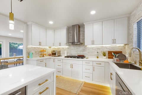 Tiny photo for 22612 Kittridge Street, West Hills, CA 91307 (MLS # SR25172725)