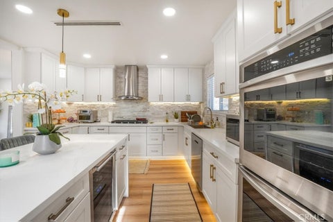 Tiny photo for 22612 Kittridge Street, West Hills, CA 91307 (MLS # SR25172725)