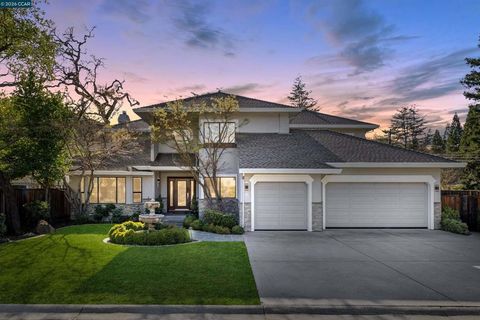Photo of 25 Woodland Dr Dr, Alamo, CA 94507 (MLS # 41125712)