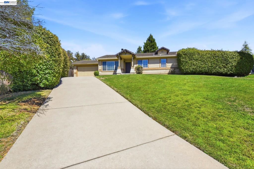 3369 Tea Rose Drive