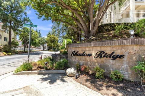 Photo of 5837 Oak Bend Ln #311, Oak Park, CA 91377 (MLS # SR26176728)