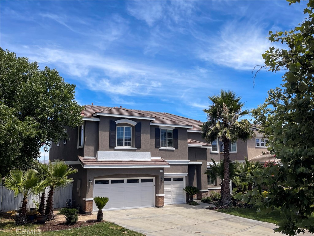104 Lenore Court