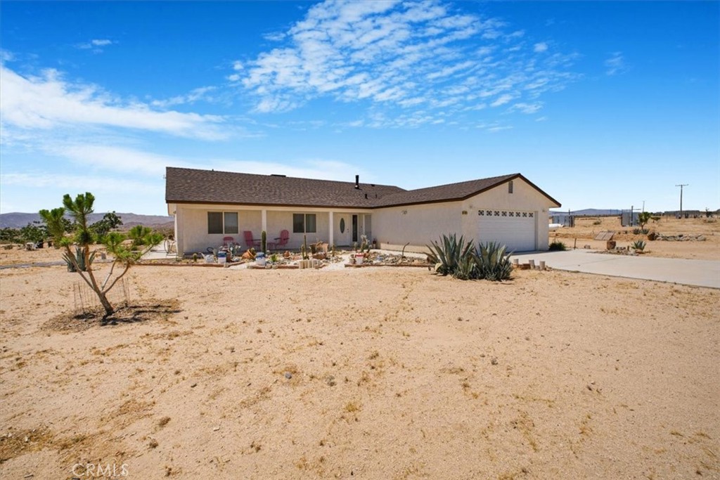 61975 La Brisa Drive