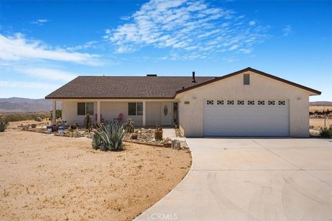 Photo of 61975 La Brisa Drive, Joshua Tree, CA 92252 (MLS # CV25136564)