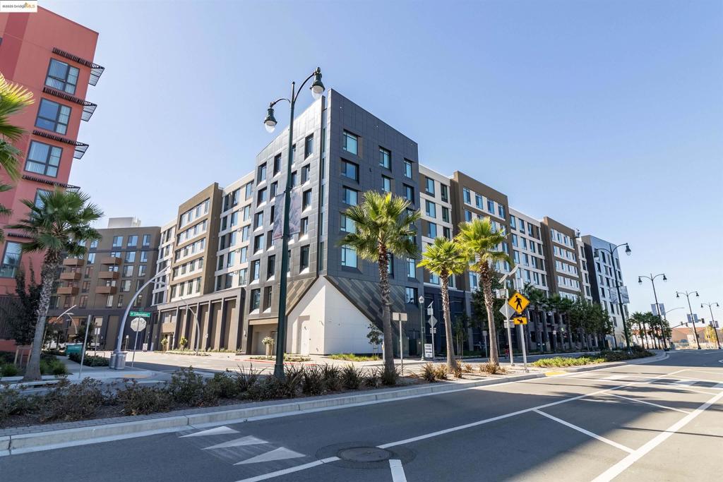 WEST OAKLAND - Residential