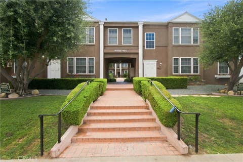 Photo of 15034 Dickens Street #4, Sherman Oaks, CA 91403 (MLS # BB26173255)