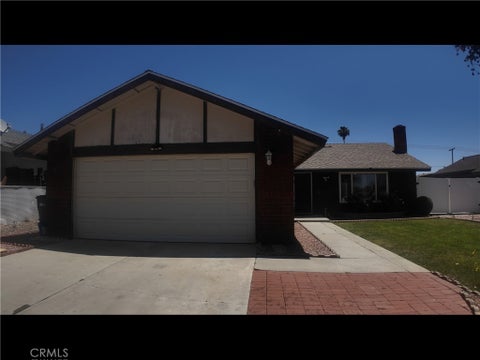 Photo of 24519 Chippewa Trail TRL, Moreno Valley, CA 92557 (MLS # CV26119384)