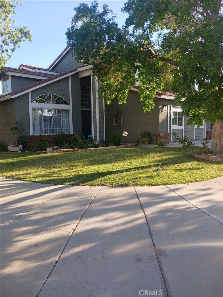 660 E Avenue J10
