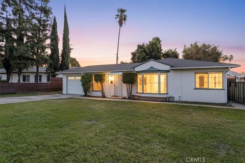 18308 E Bellbrook Covina CA 91722