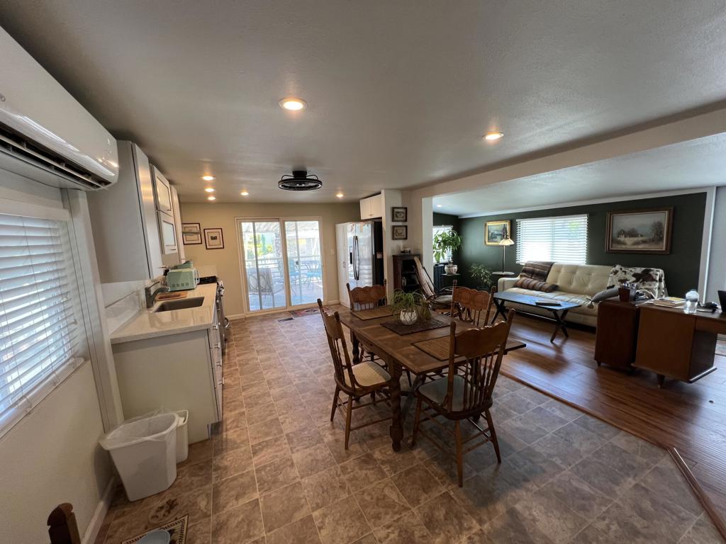 Royal Palms - Manufactured In Park