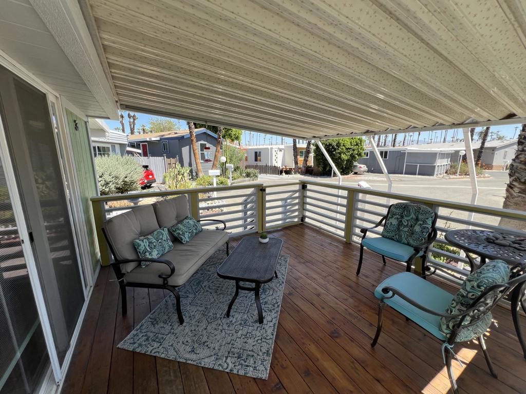 Royal Palms - Manufactured In Park