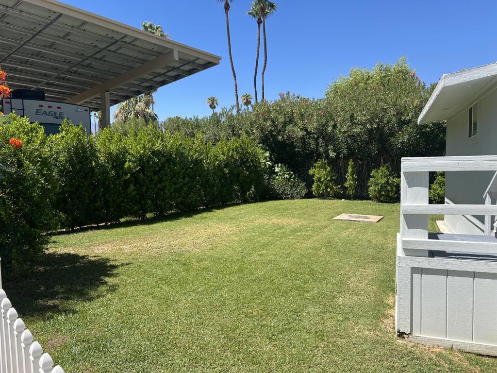 Royal Palms - Manufactured In Park