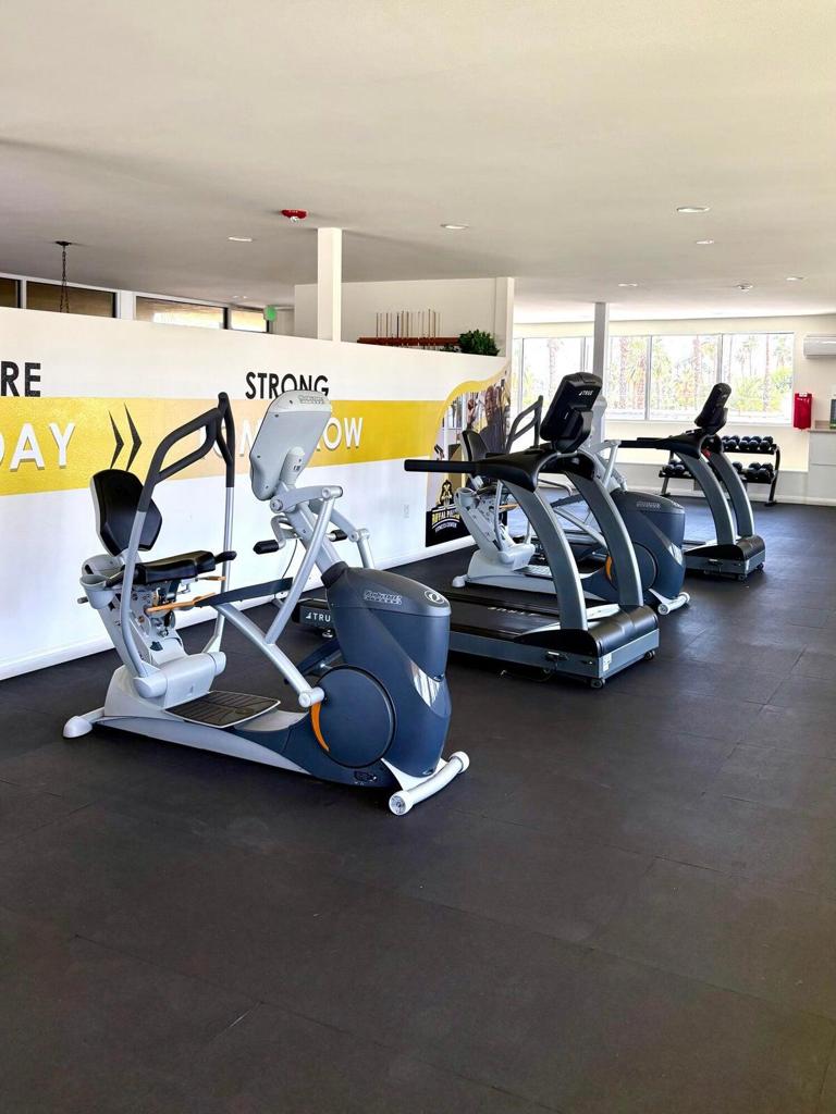 Royal Palms - Manufactured In Park