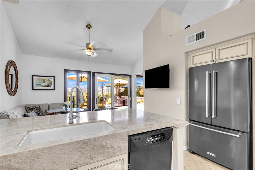 27413 Via Capri, San Juan Capistrano CA 92675 - Photo 14